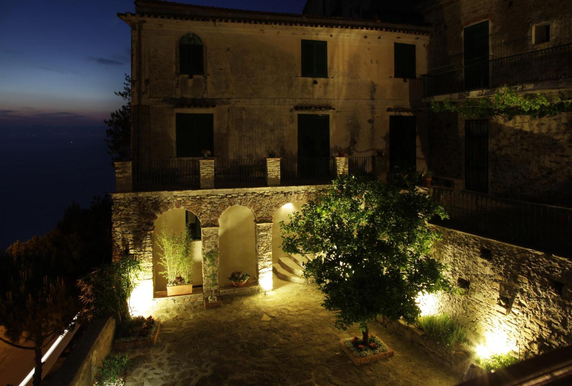 Aparthotel Residenza D'Epoca Tamara Castellabate Exteriér fotografie